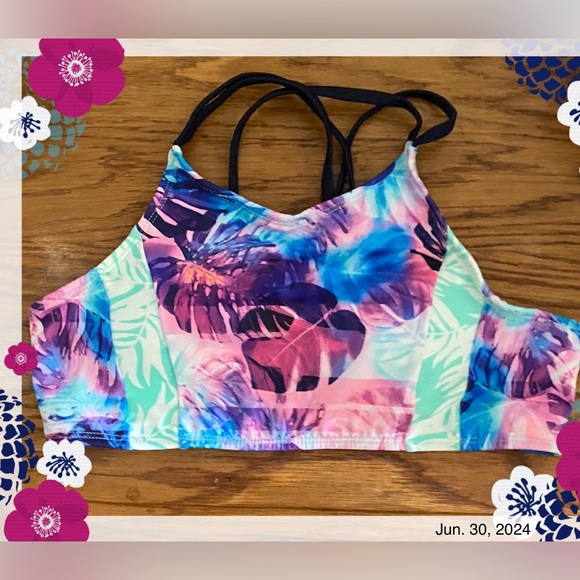 Brand New Wonder Nation Bikini Top - Picture 2 of 3